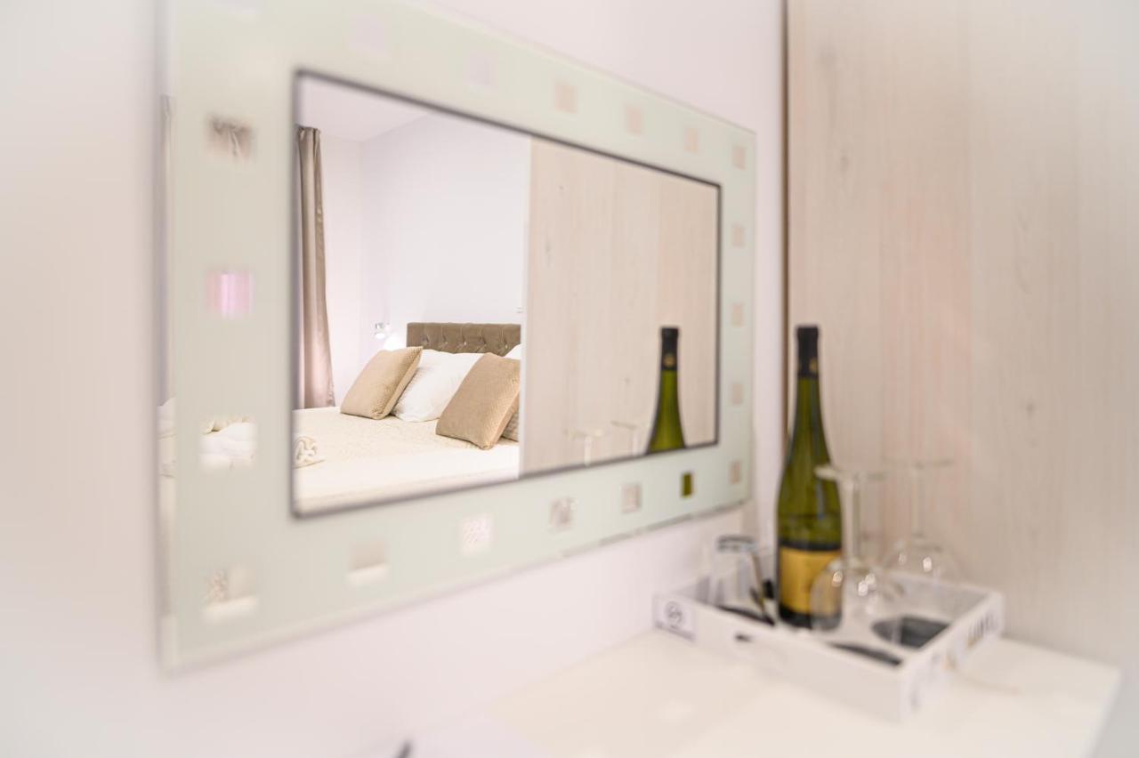 Luxury Rooms Green And Gold Split Exteriér fotografie